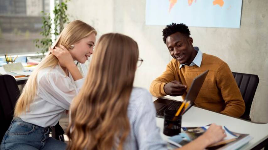 Choosing the Best Overseas Education Counseling in Mumbai